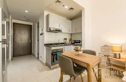 شقة - 1 حمام للايجار في العزيزي روي المتوسطي - الفرجان - دبي