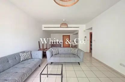 شقة - غرفة نوم - 1 حمام للايجار في الظفرة 4 - الظفرة - جرينز - دبي