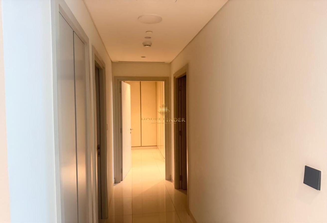 Furnished | Vacant | Keys on Hand | Balcony photo 8