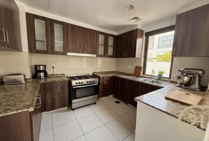 107726400 - Property Image 3