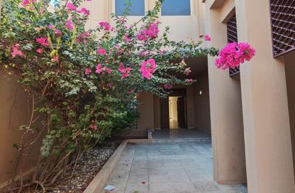Villa - 4 - 6 for rent in Al Raha Golf Gardens - Abu Dhabi