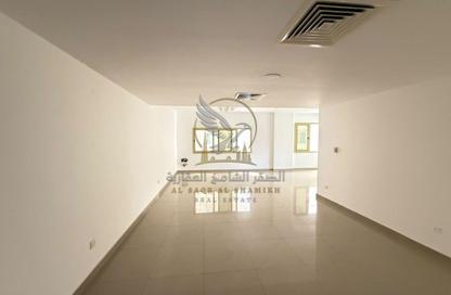 Apartment - 3 - 4 for rent in Al Majaz 2 - Al Majaz - Sharjah Apartment - 3 - 4 for rent in Al Majaz 2 - Al Majaz - Sharjah