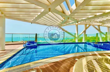 Apartment - 2 Bedrooms - 4 Bathrooms for rent in Al Reef Tower - Corniche Road - Abu Dhabi