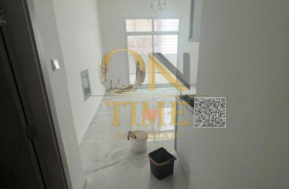 Apartment - Studio - 1 Bathroom for rent in Al Jurf Industrial 3 - Al Jurf Industrial - Ajman Apartment - Studio - 1 Bathroom for rent in Al Jurf Industrial 3 - Al Jurf Industrial - Ajman