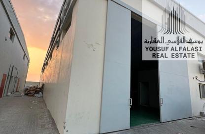 Warehouse - Studio - 2 Bathrooms for rent in Umm Dir - Umm Al Quwain