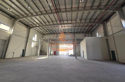 Warehouse - Studio - 1 Bathroom for rent in Umm Al Thuoob - Umm Al Quwain