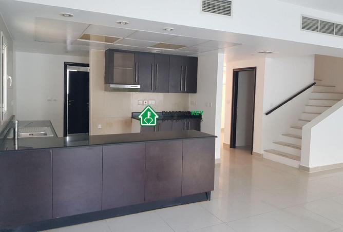 82804685 - Property Image 3