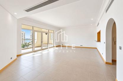 Apartment - 2 - 3 for rent in Al Khushkar - Shoreline Apartments - Palm Jumeirah - Dubai
