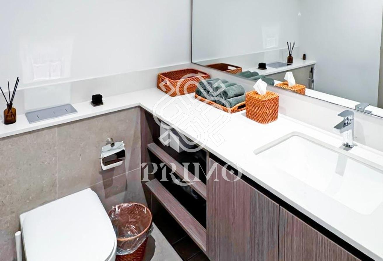 Stunning Upgraded 4BR | Single Row | Park View photo 15