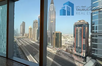 شقة - 2 غرف نوم - 2 حمامات للايجار في برج توينتي فرست سينشري - شارع الشيخ زايد - دبي