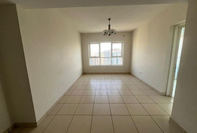 70692828 - Property Image 2