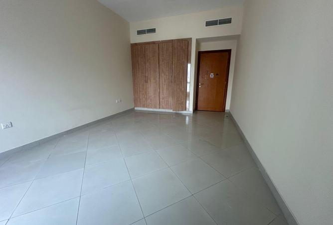 84483225 - Property Image 3