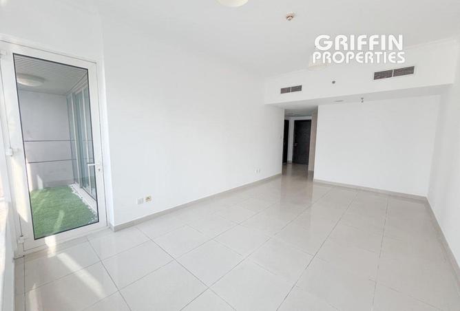 62073201 - Property Main Image