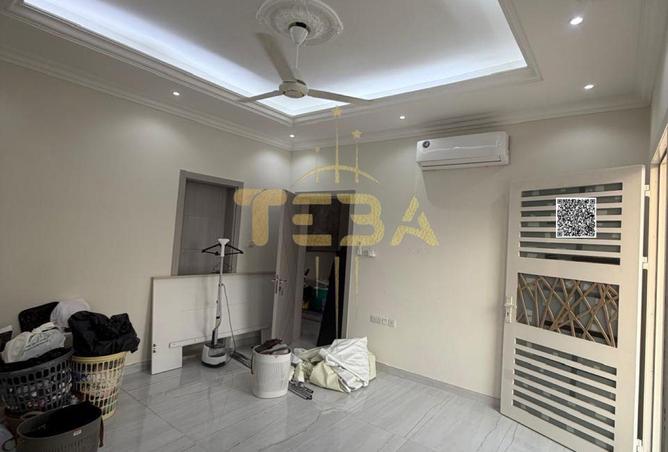 132005200 - Property Image 2