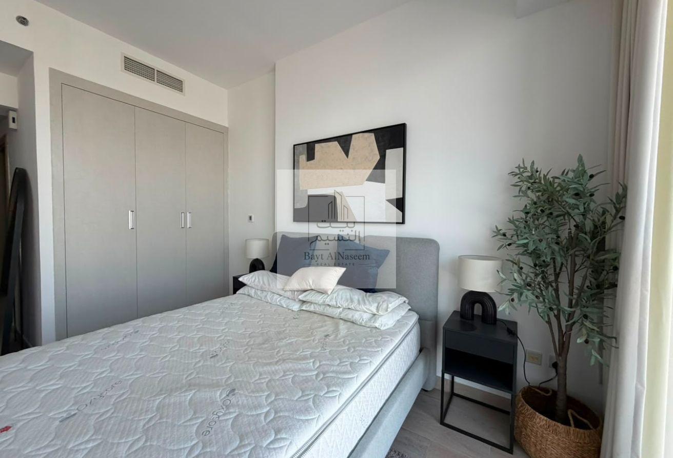 Furnished | Vacant | Flex Chqs | No Balcony photo 7
