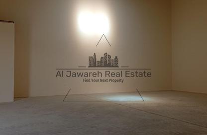 Warehouse - Studio - 1 Bathroom for rent in Umm Dir - Umm Al Quwain