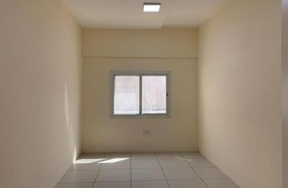 Apartment - 1 Bedroom - 1 Bathroom for rent in Jebel Ali Industrial - Jebel Ali - Dubai