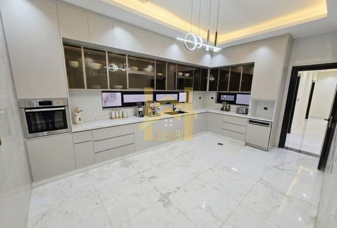 124712125 - Property Image 3