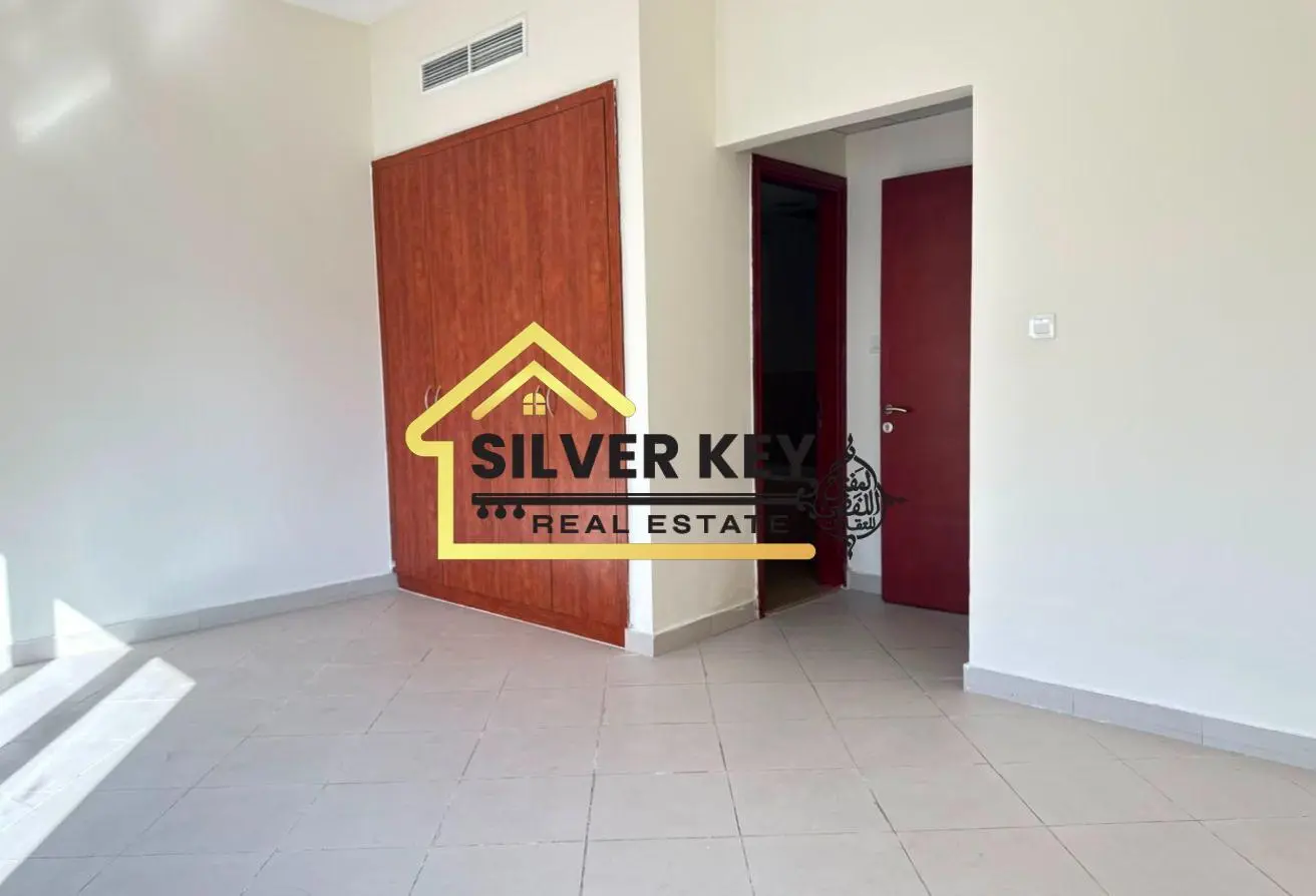 100863581 - Property Main Image