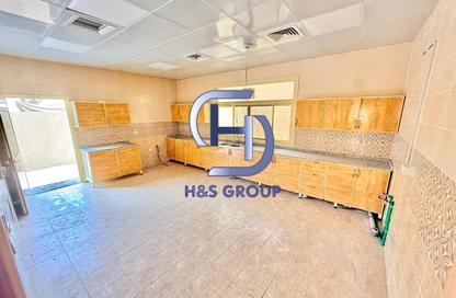 Villa - 4 Bedrooms - 5 Bathrooms for rent in Samnan - Halwan - Sharjah
