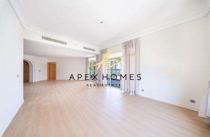 Apartment - 3 Bedrooms - 4 Bathrooms for rent in Al Hamri - Shoreline Apartments - Palm Jumeirah - Dubai