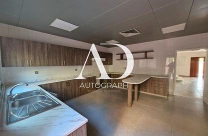 Villa - 5 - 5 for rent in Al Manara - Dubai