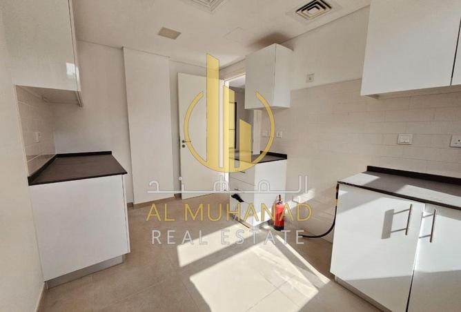 97367786 - Property Image 2