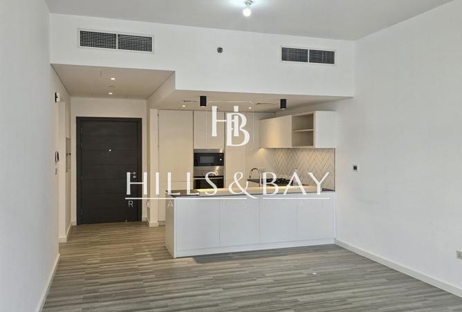 94014239 - Property Image 3