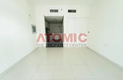 Apartment - 1 Bathroom for rent in Golf Promenade 4A - Golf Promenade 4 - Golf Town - Damac Hills - Dubai