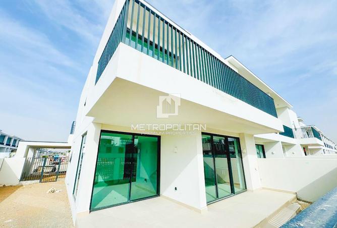 100410851 - Property Image 2