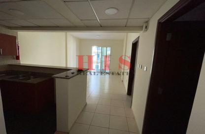 Apartment - 1 Bedroom - 2 Bathrooms for rent in Building IC1-EMR-09 - Emirates Cluster - International City - Dubai