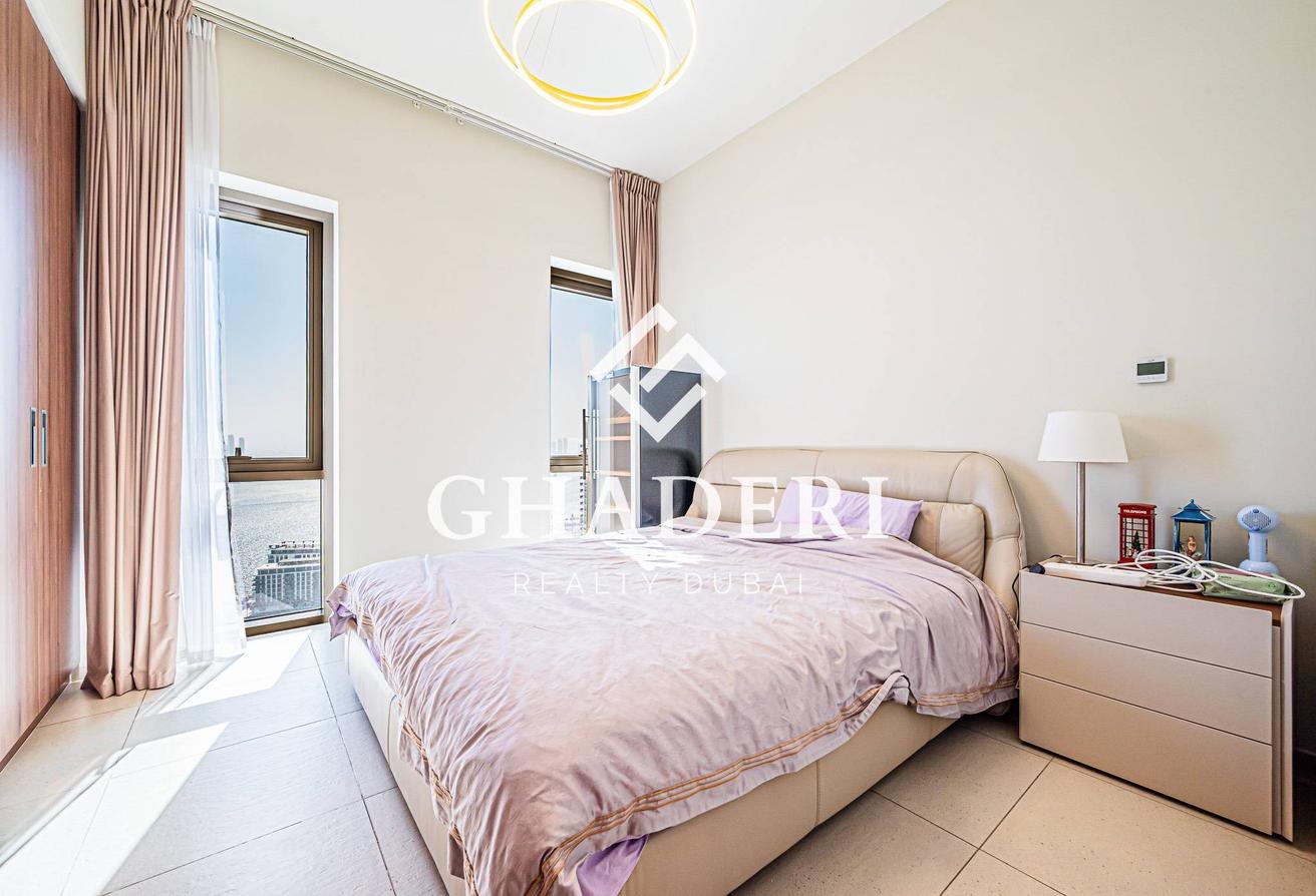 Luxury Furnished I Creek View I Vacant photo 15