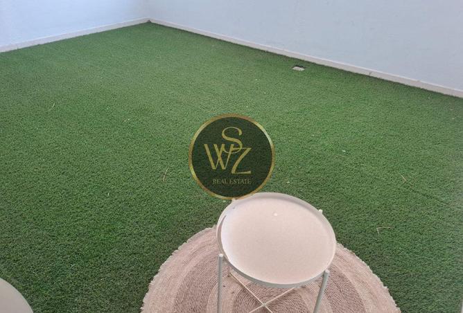 61700011 - Property Image 2