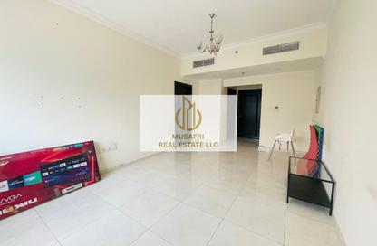 Apartment - 1 Bedroom - 2 Bathrooms for rent in Muwailih Building - Muwaileh - Sharjah