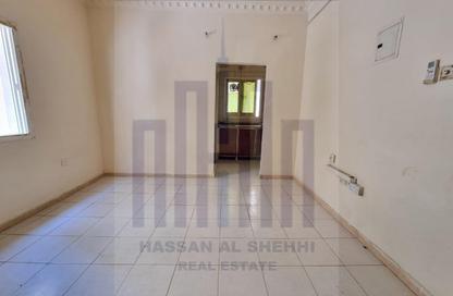Apartment - Studio - 1 Bathroom for rent in Muwailih Building - Muwaileh - Sharjah