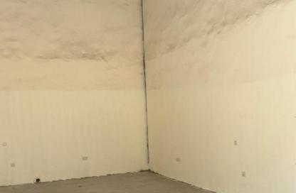 Warehouse - Studio - 1 Bathroom for rent in Mussafah Industrial Area - Mussafah - Abu Dhabi