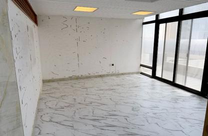 Office Space - Studio - 1 Bathroom for rent in NASA Building - Al Muraqqabat - Deira - Dubai