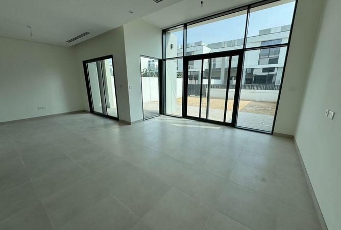 85745428 - صورة العقار 2
