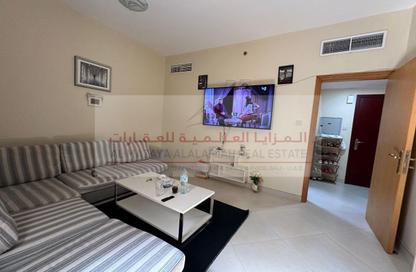 Apartment - 1 Bedroom - 1 Bathroom for rent in Al Khan Lagoon Tower - Al Khan Lagoon - Al Khan - Sharjah Apartment - 1 Bedroom - 1 Bathroom for rent in Al Khan Lagoon Tower - Al Khan Lagoon - Al Khan - Sharjah