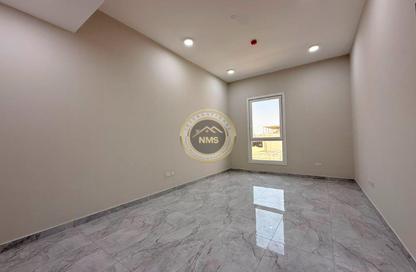 Apartment - 2 Bedrooms - 2 Bathrooms for rent in Hadbat Al Zafranah - Muroor Area - Abu Dhabi Apartment - 2 Bedrooms - 2 Bathrooms for rent in Hadbat Al Zafranah - Muroor Area - Abu Dhabi