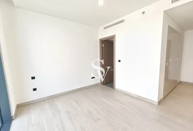 122465210 - Property Image 2