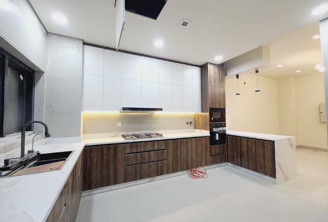 124728860 - Property Image 3