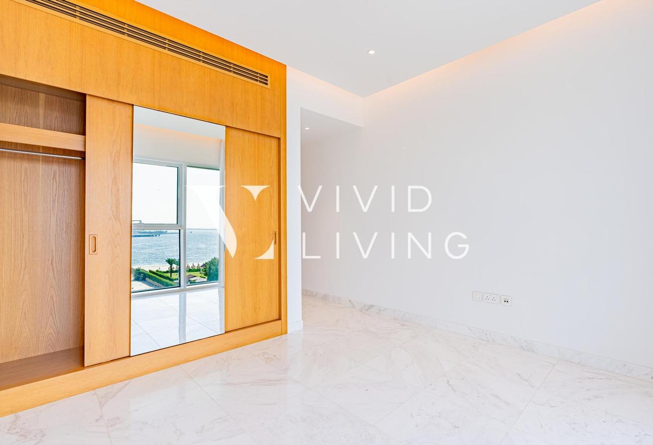 Exclusive | Full Sea View | Luxury Living photo 14