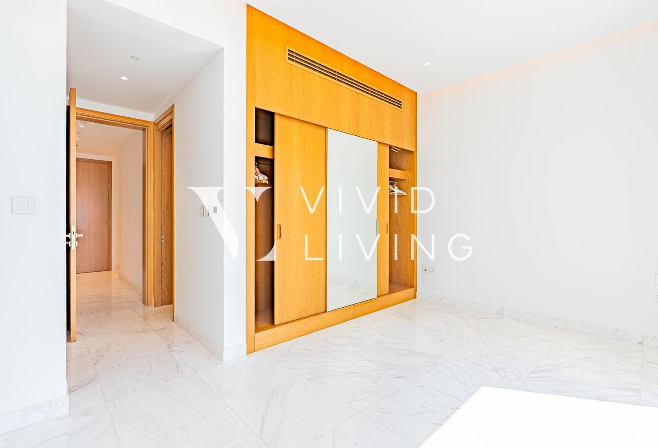Exclusive | Full Sea View | Luxury Living photo 11
