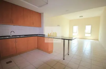 شقة - 2 غرف نوم - 2 حمامات للايجار في مبني 114 - طراز حديث - ديسكفري جاردنز - دبي