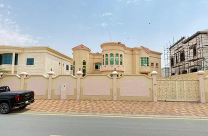 Villa - 5 Bedrooms - 6 Bathrooms for rent in Al Raqaib 1 - Al Raqaib - Ajman