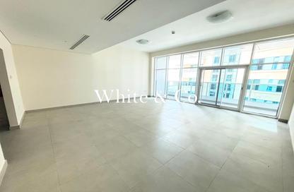 Apartment - 2 Bedrooms - 3 Bathrooms for rent in Marina Arcade Tower - Dubai Marina - Dubai
