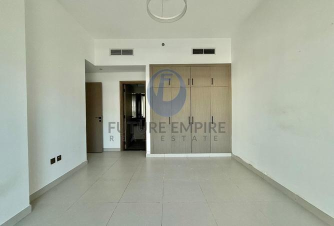 56127820 - Property Image 3