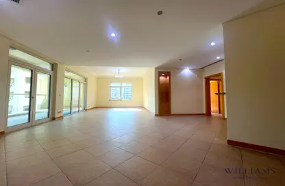 Apartment - 3 Bedrooms - 4 Bathrooms for rent in Abu Keibal - Shoreline Apartments - Palm Jumeirah - Dubai