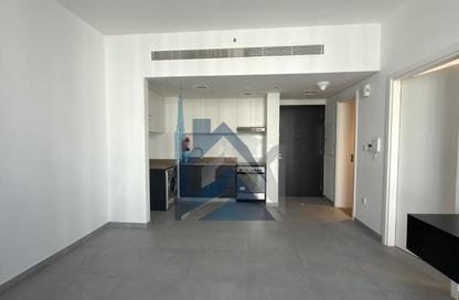 Apartment - 1 Bedroom - 2 Bathrooms for rent in East Village - Aljada - Sharjah